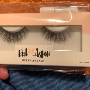 Red aspen eyelash brand new